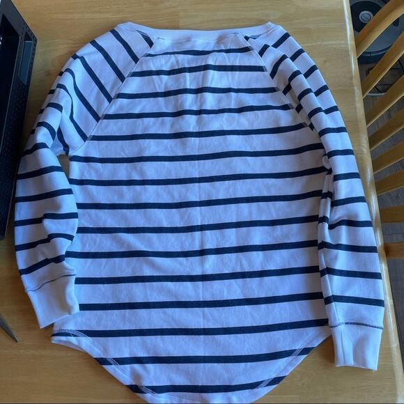 Women Victoria’s Secret oversized Blue white stripe pullover sweatshirt size XS - Picture 2 of 4